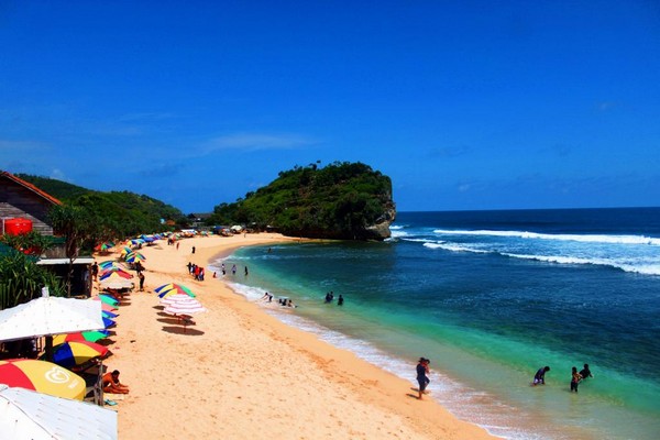 Pantai-Indrayanti